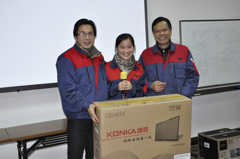 YP电子公司2012年度总结会-图片08